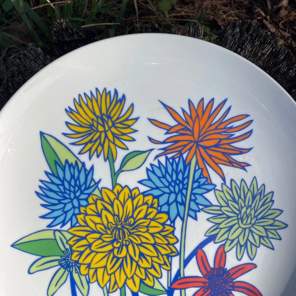 Xanadu Tuscany chrysanthemum floral MCM round 12” serving platter.